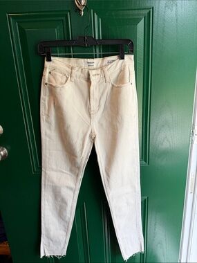 Kensie Off-White Cropped Ankle Jeans
